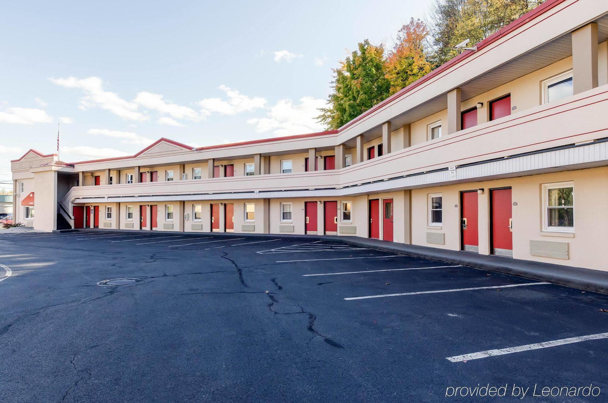 Econo Lodge מערב ספרינגפילד מראה חיצוני תמונה