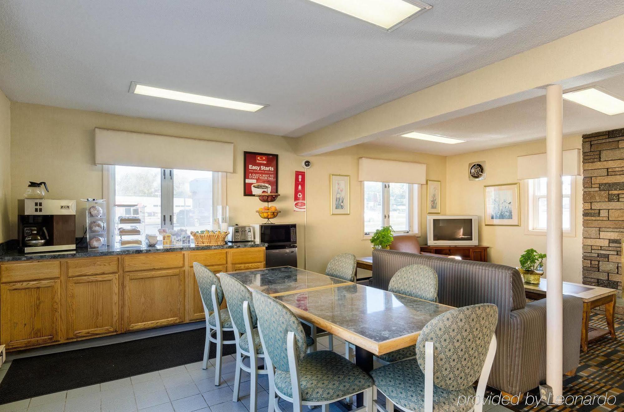 Econo Lodge מערב ספרינגפילד מראה חיצוני תמונה