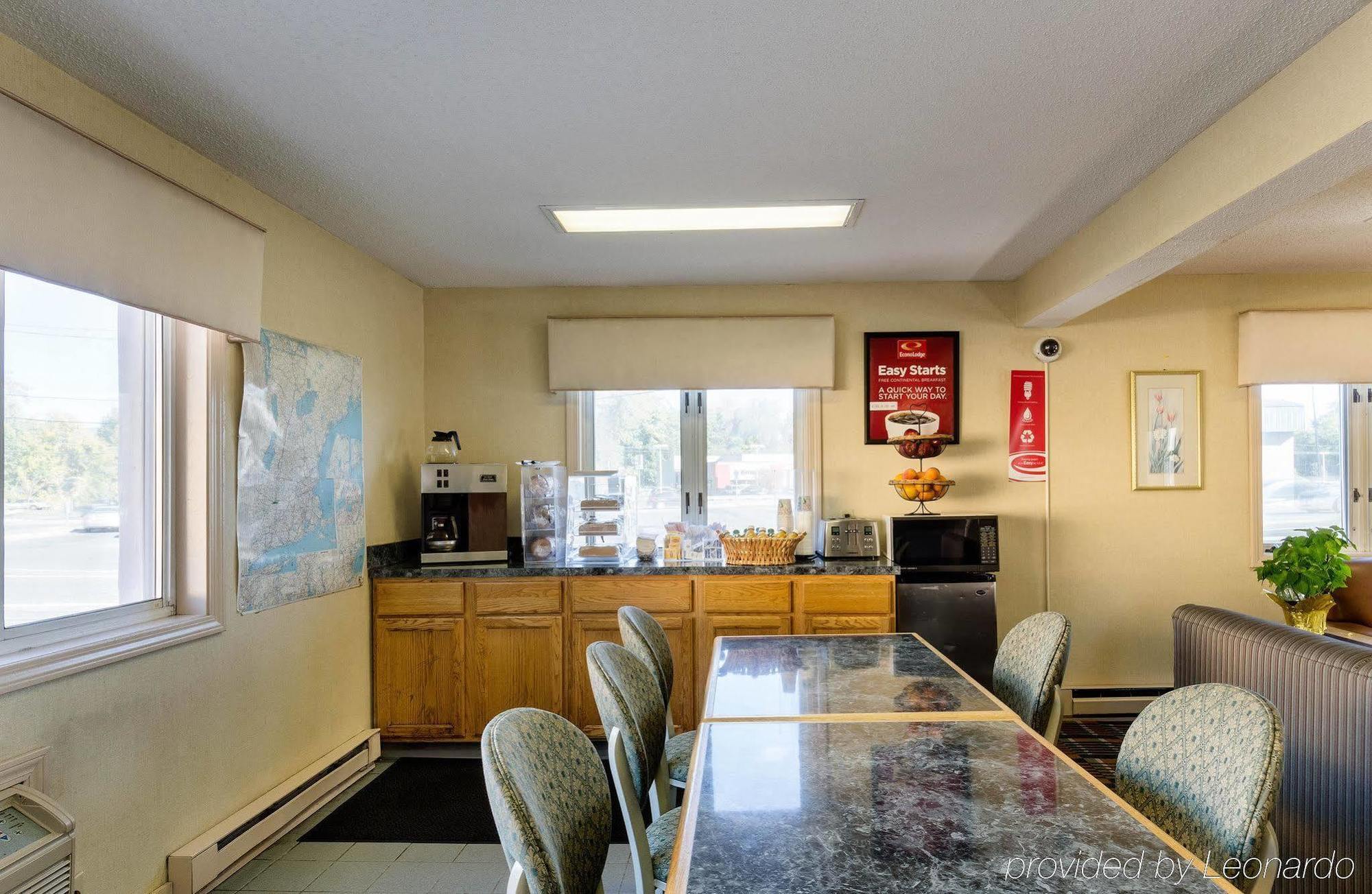 Econo Lodge מערב ספרינגפילד מראה חיצוני תמונה